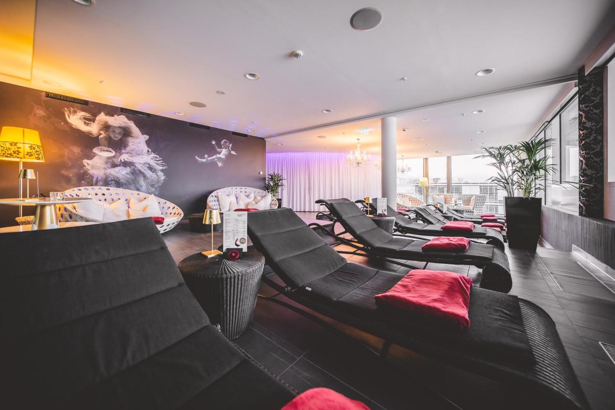 Kameha Grand Bonn Bona Exterior foto The spa at the Hotel